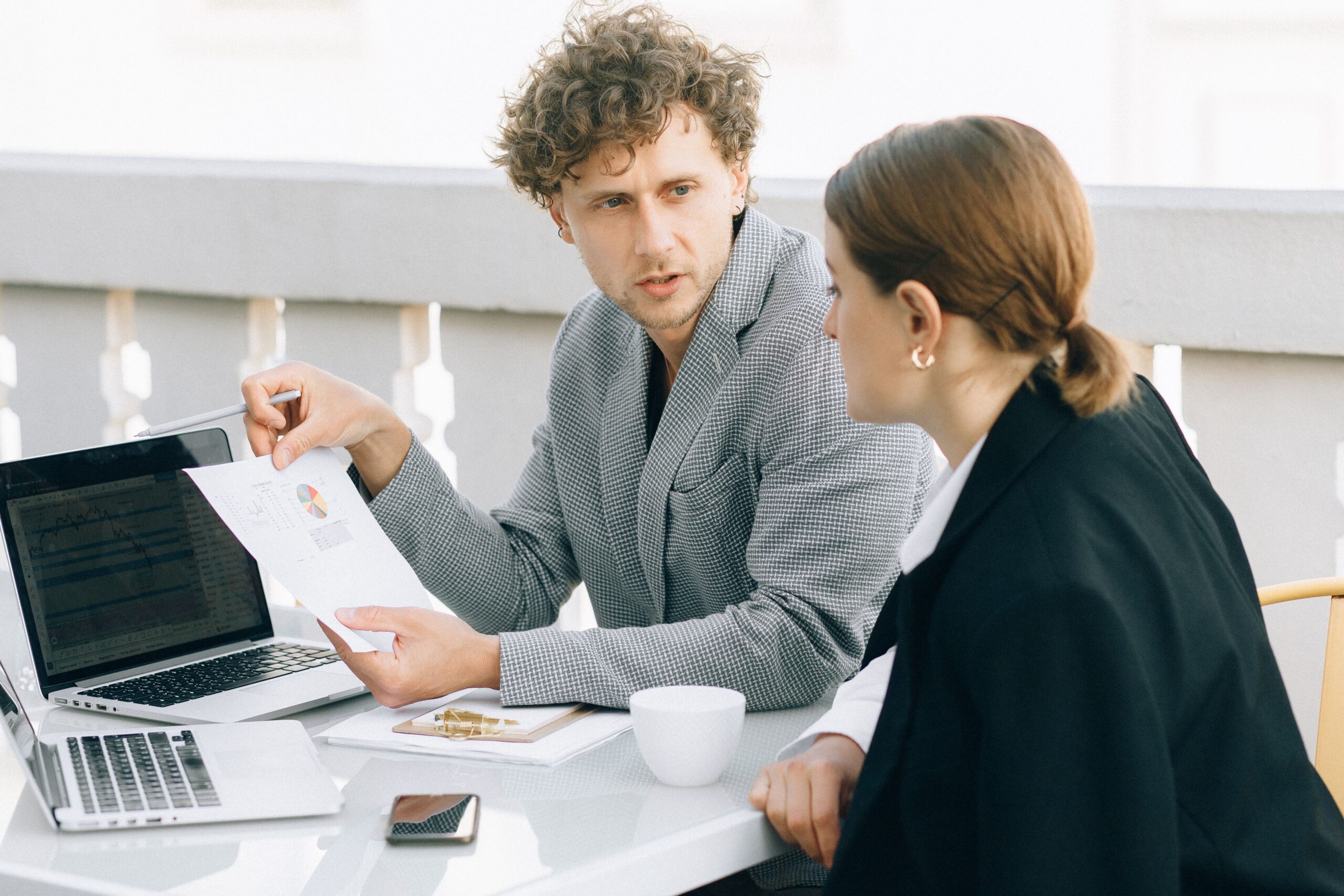 advisers discuss super or savings